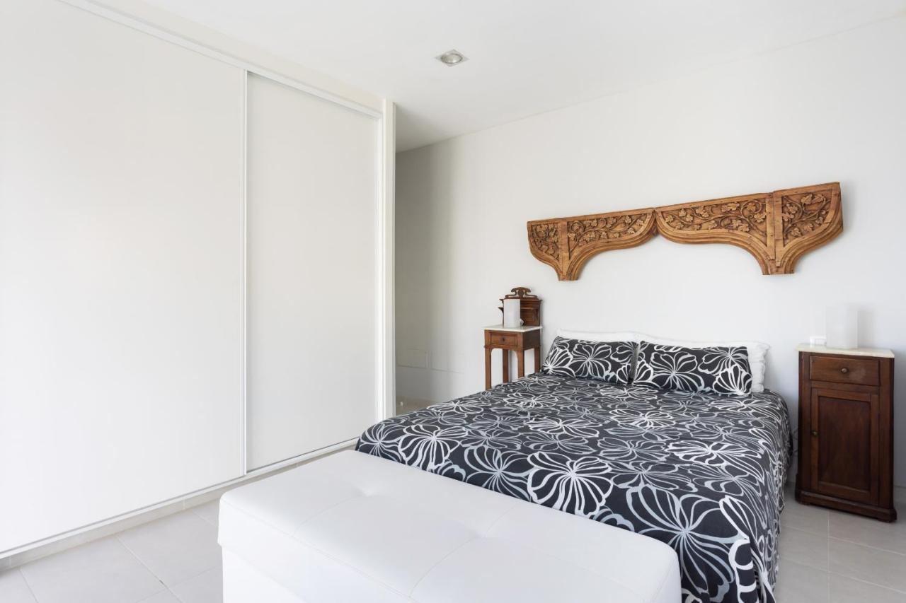 Luxury Frontline Poris De Abona Villa Exterior photo