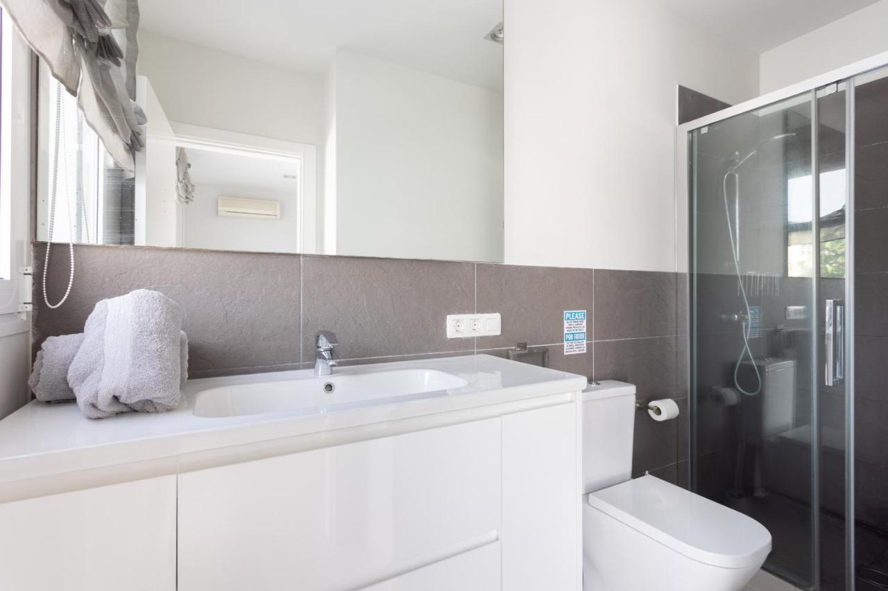 Luxury Frontline Poris De Abona Villa Exterior photo